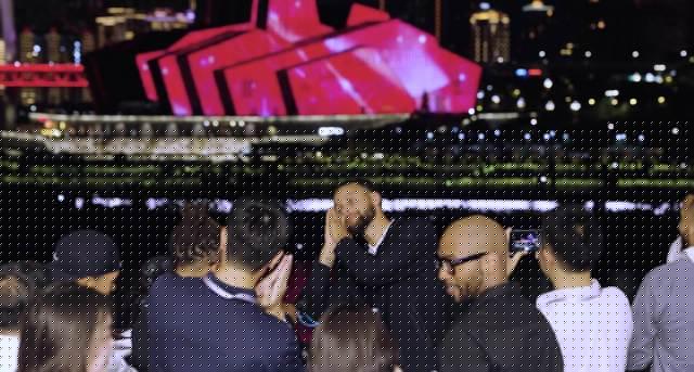 海外华人如何畅玩《无畏契约》手游？重庆嘉年华引爆全球热潮