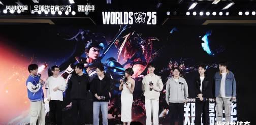 刷到海外闺蜜凌晨三点发来的嘉年华直播截图,我才发现:原来距离从不是问题,卡顿才是