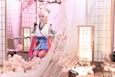 《英雄联盟S15全球总决赛观赛指南:海外玩家如何用Sixfast解锁高清直播与国服皮肤活动?》